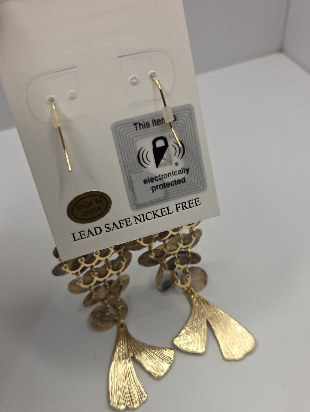 💙▪️Atterri▪️ Gold & Mother-of-Pearl Fish Drop Earrings - Picture 9 of 9